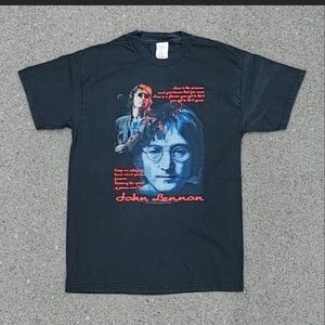 Vintage 2001 John Lennon T-Shirt M Made in USA Distressed 00s
